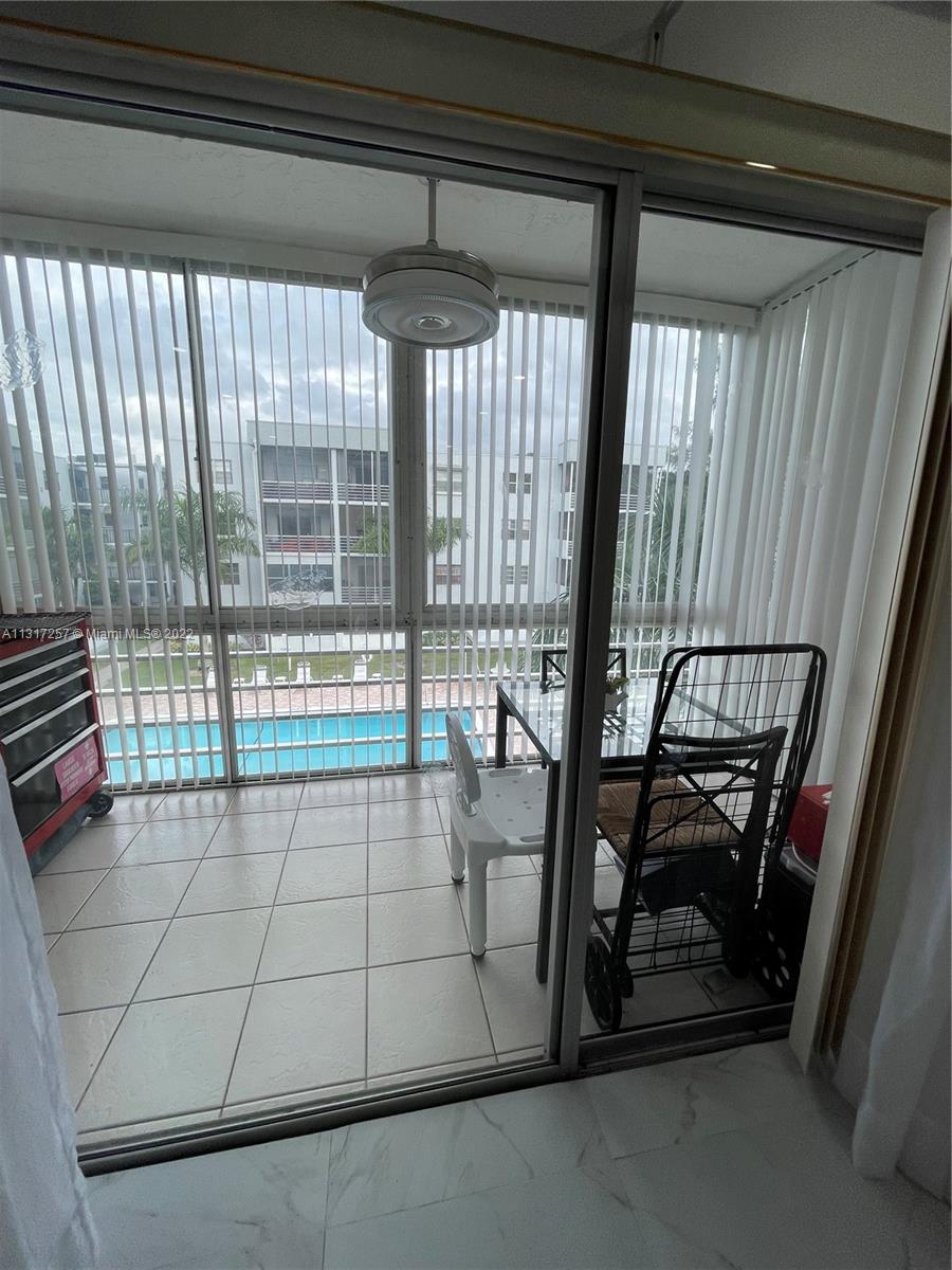 2998 E Sunrise Lakes Dr Unit: 320