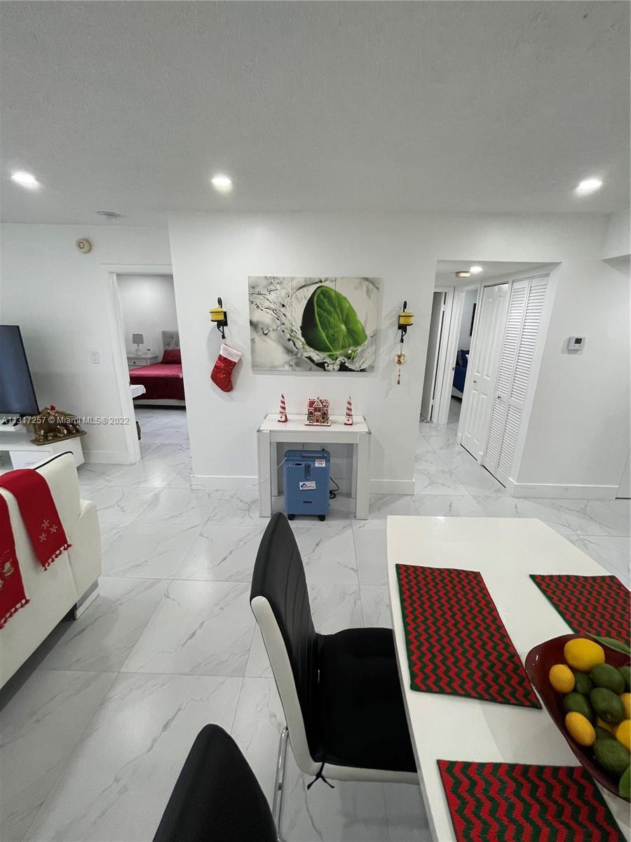 2998 E Sunrise Lakes Dr Unit: 320