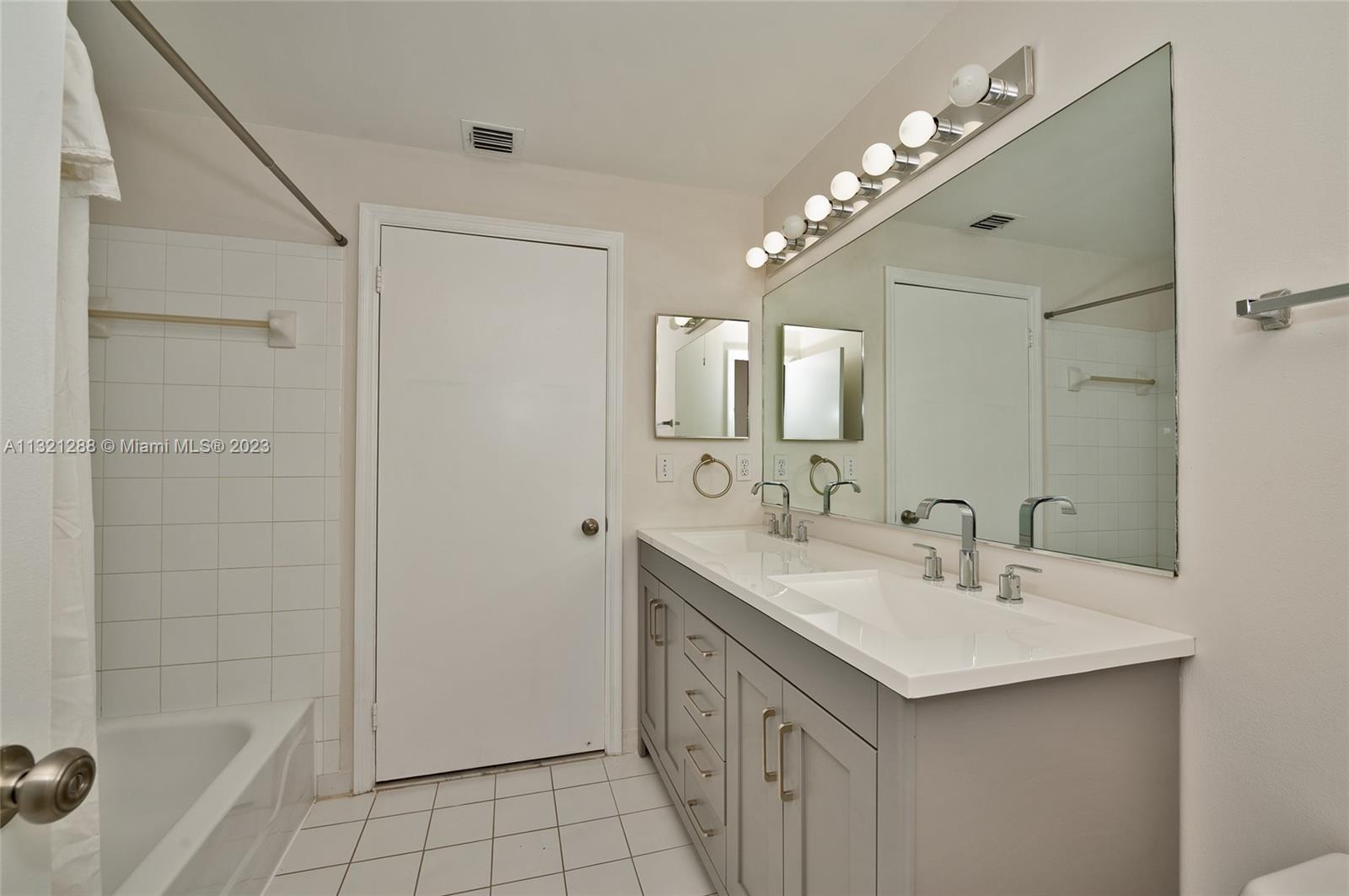 621 Talavera Rd Unit: 621