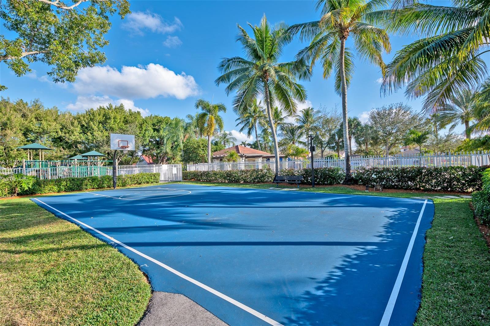 621 Talavera Rd Unit: 621