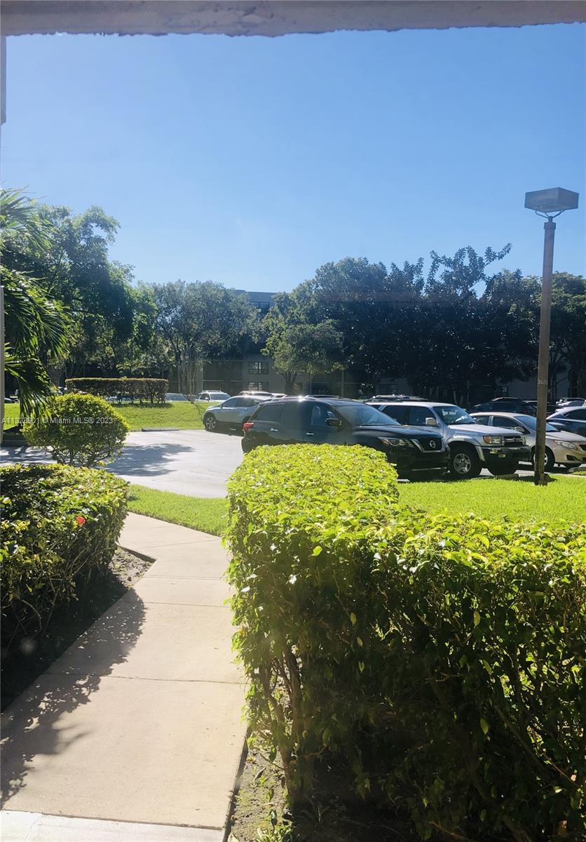 1101 Colony Point Cir Unit: 112