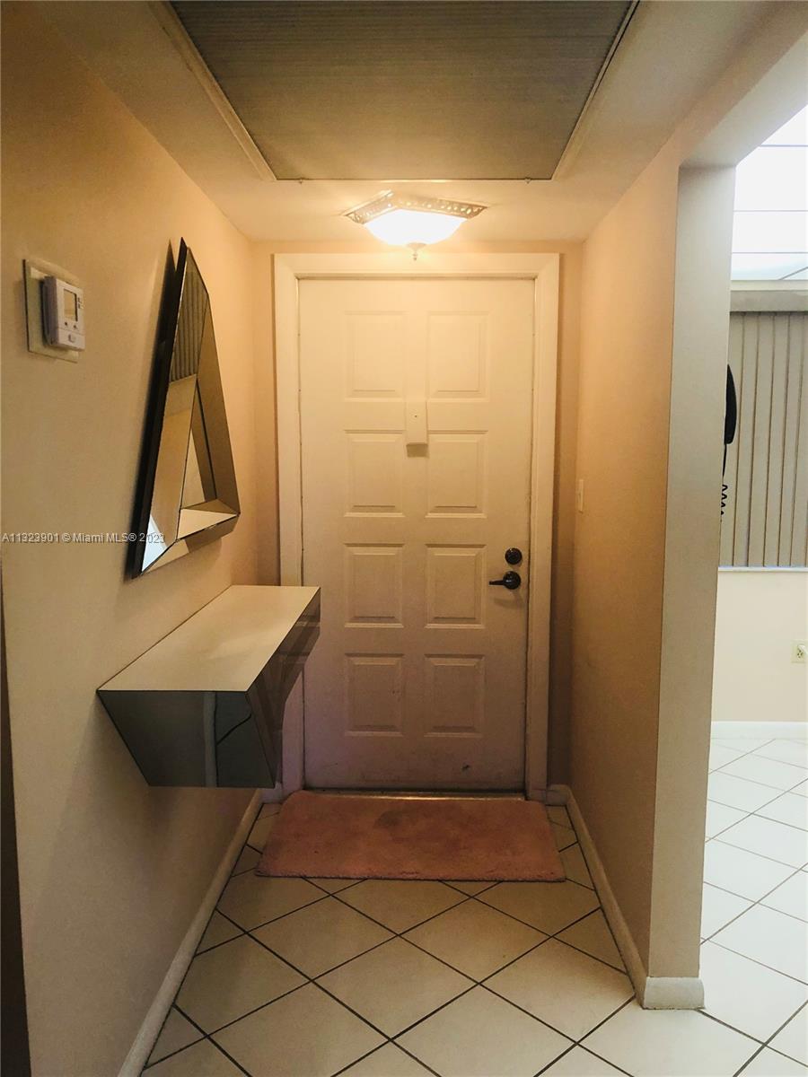 1101 Colony Point Cir Unit: 112