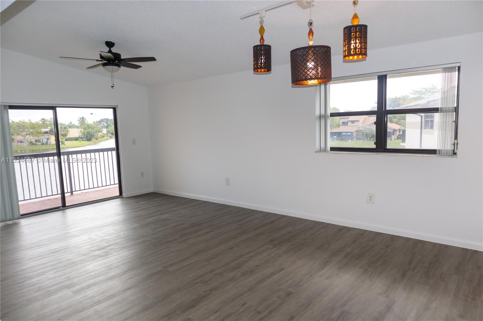 9785 Nob Hill Ct Unit: 9785