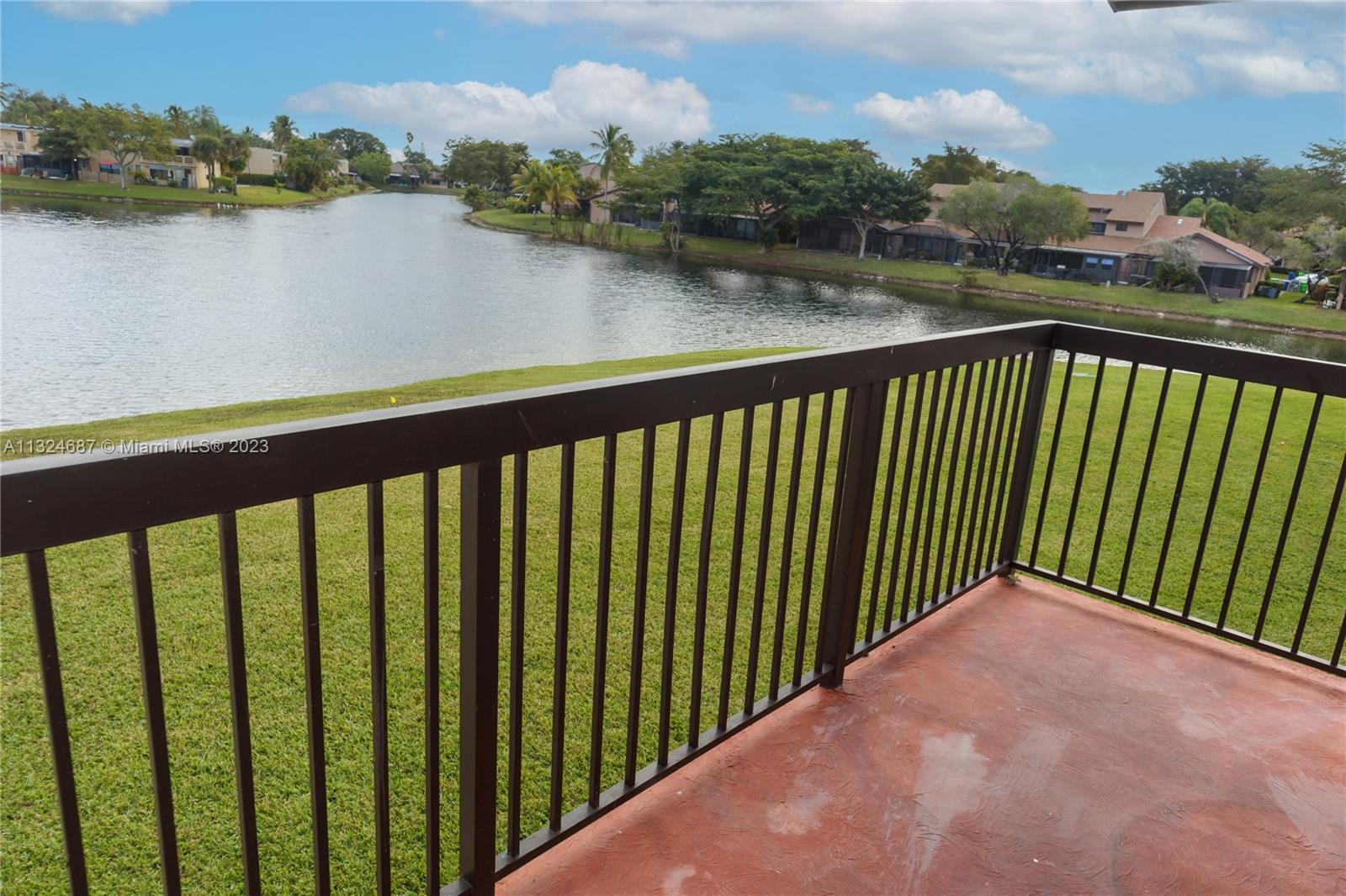 9785 Nob Hill Ct Unit: 9785