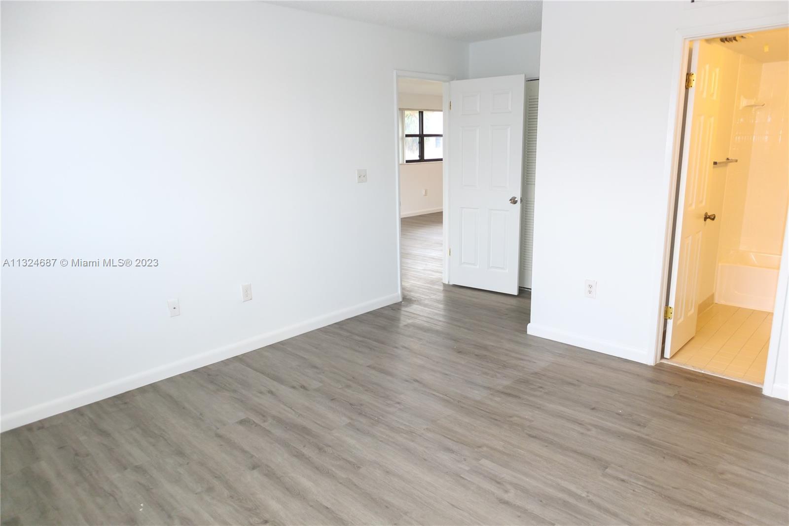 9785 Nob Hill Ct Unit: 9785