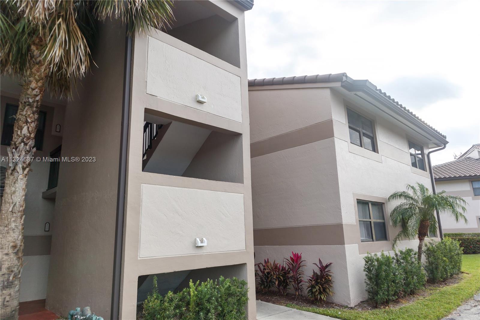 9785 Nob Hill Ct Unit: 9785
