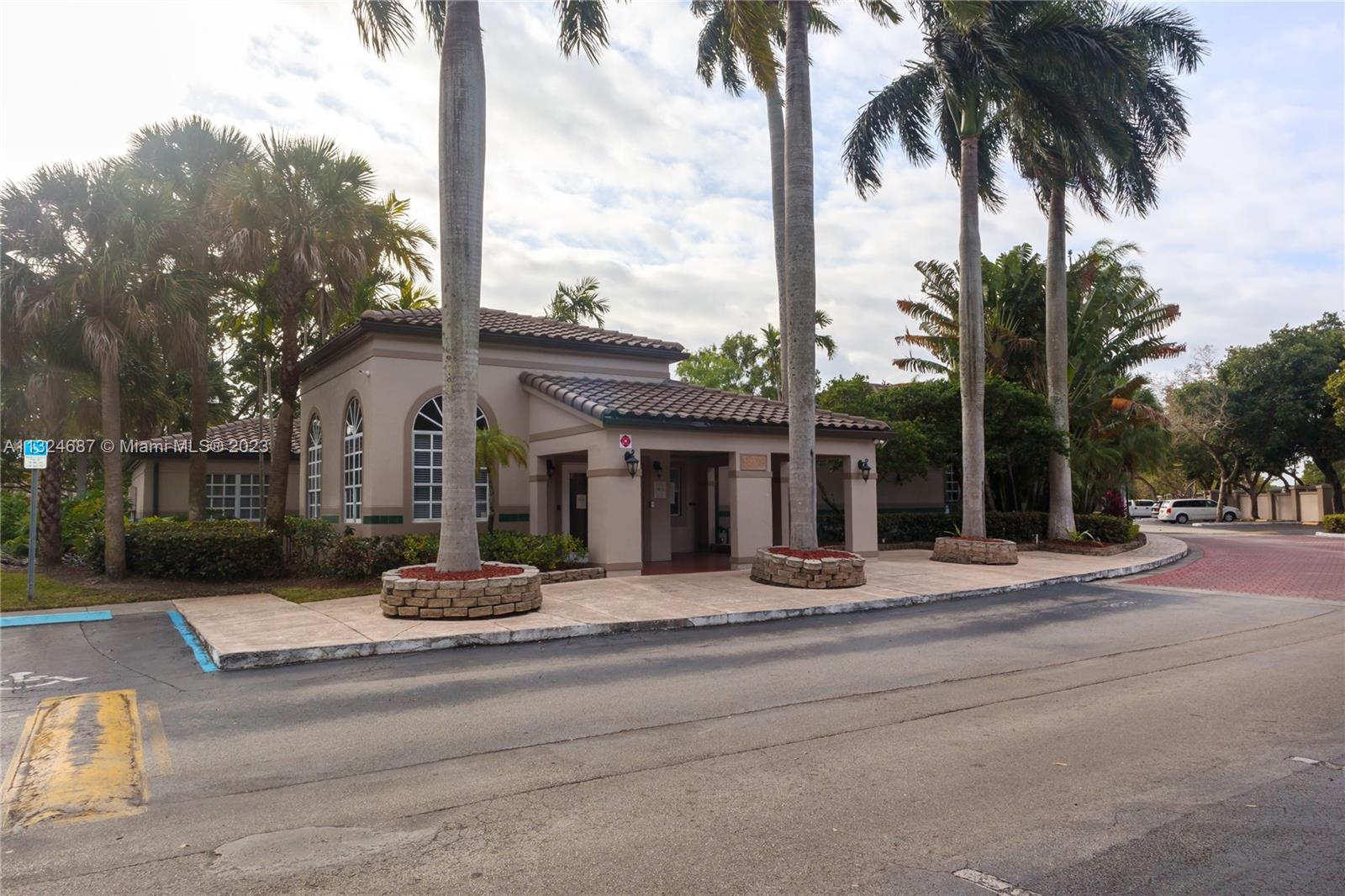 9785 Nob Hill Ct Unit: 9785