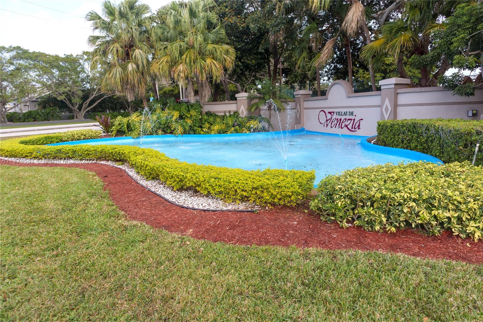 9785 Nob Hill Ct Unit: 9785