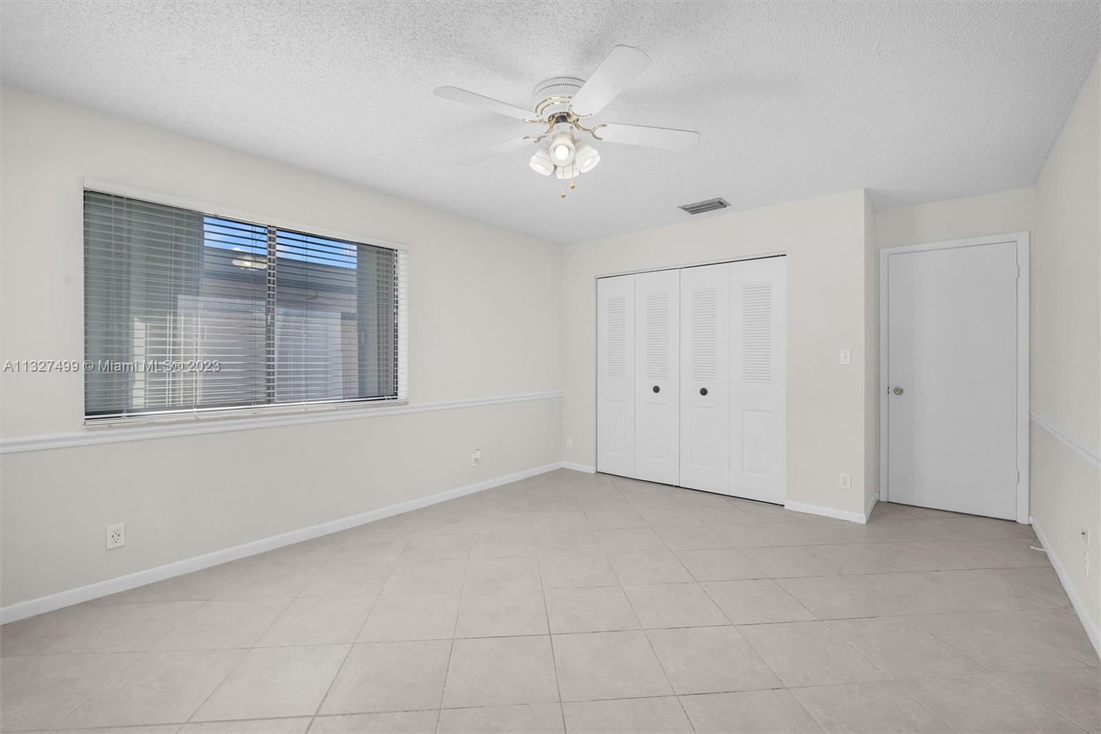 144 S Laurel Dr Unit: 605