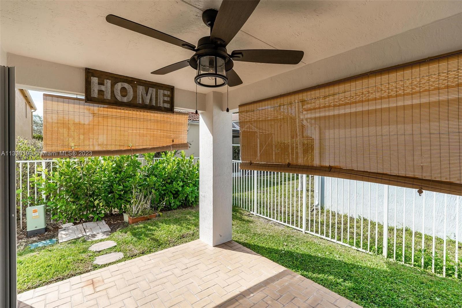 1046 Golden Cane Dr