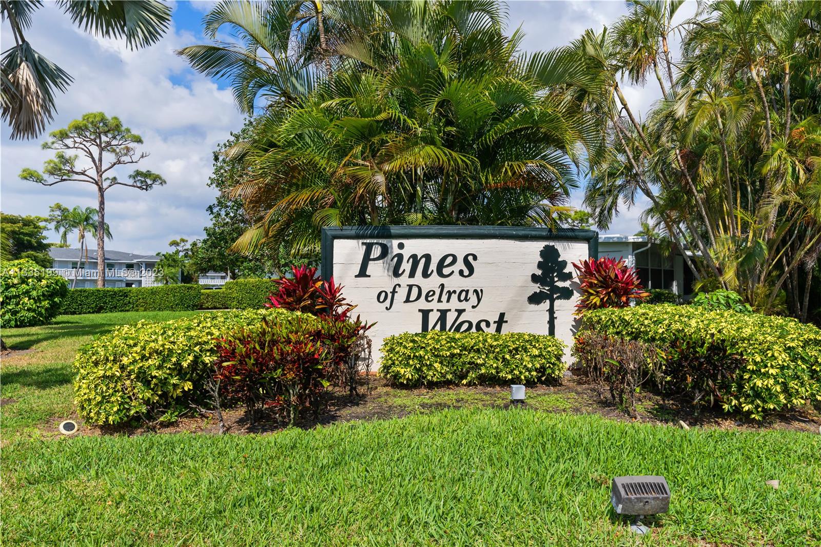 1425 SW 27th Ave Unit: 103