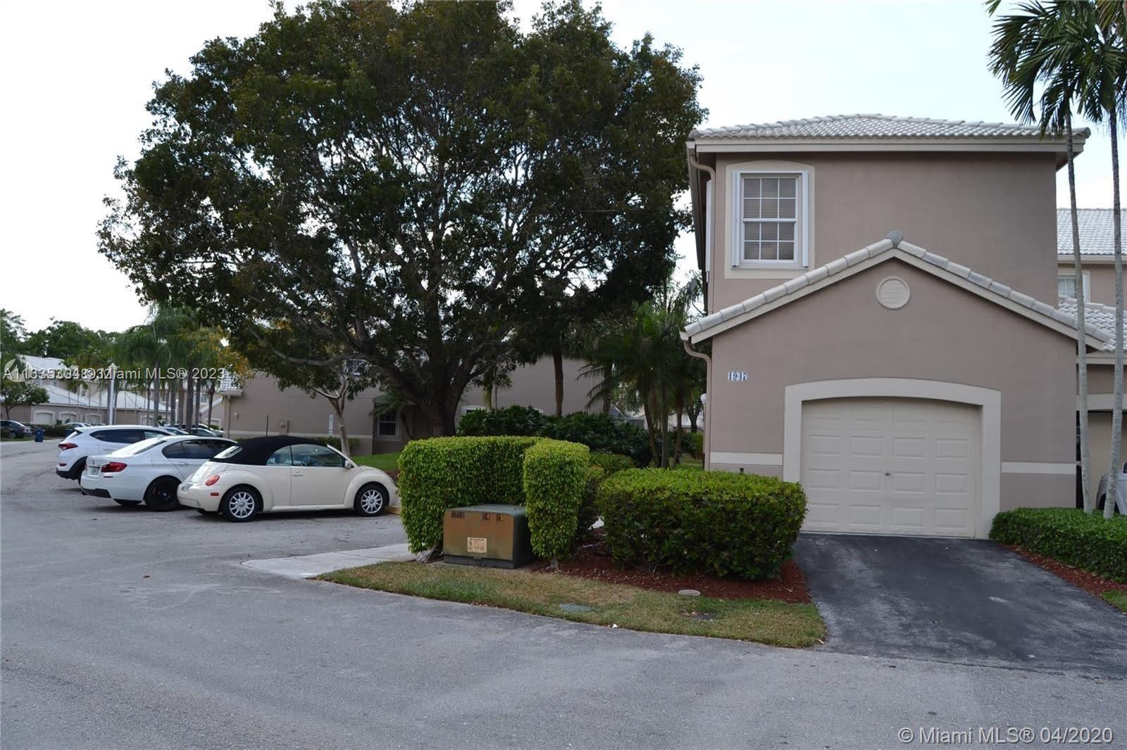 1947 Madeira Dr Unit: 1947