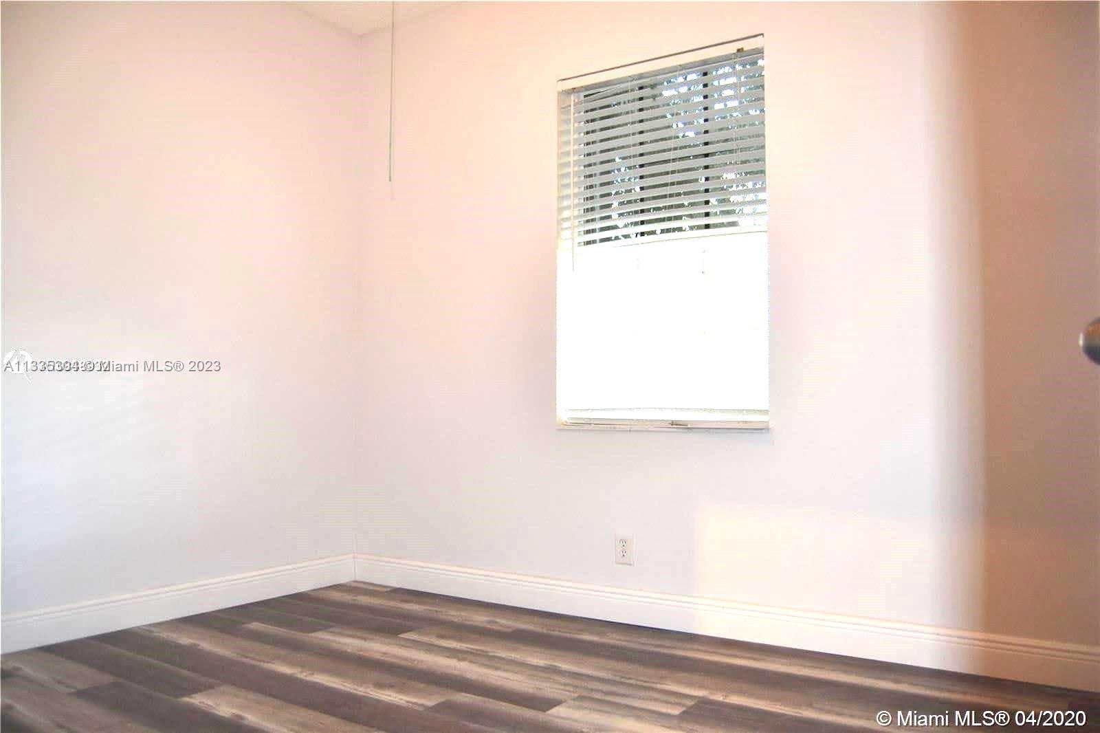1947 Madeira Dr Unit: 1947
