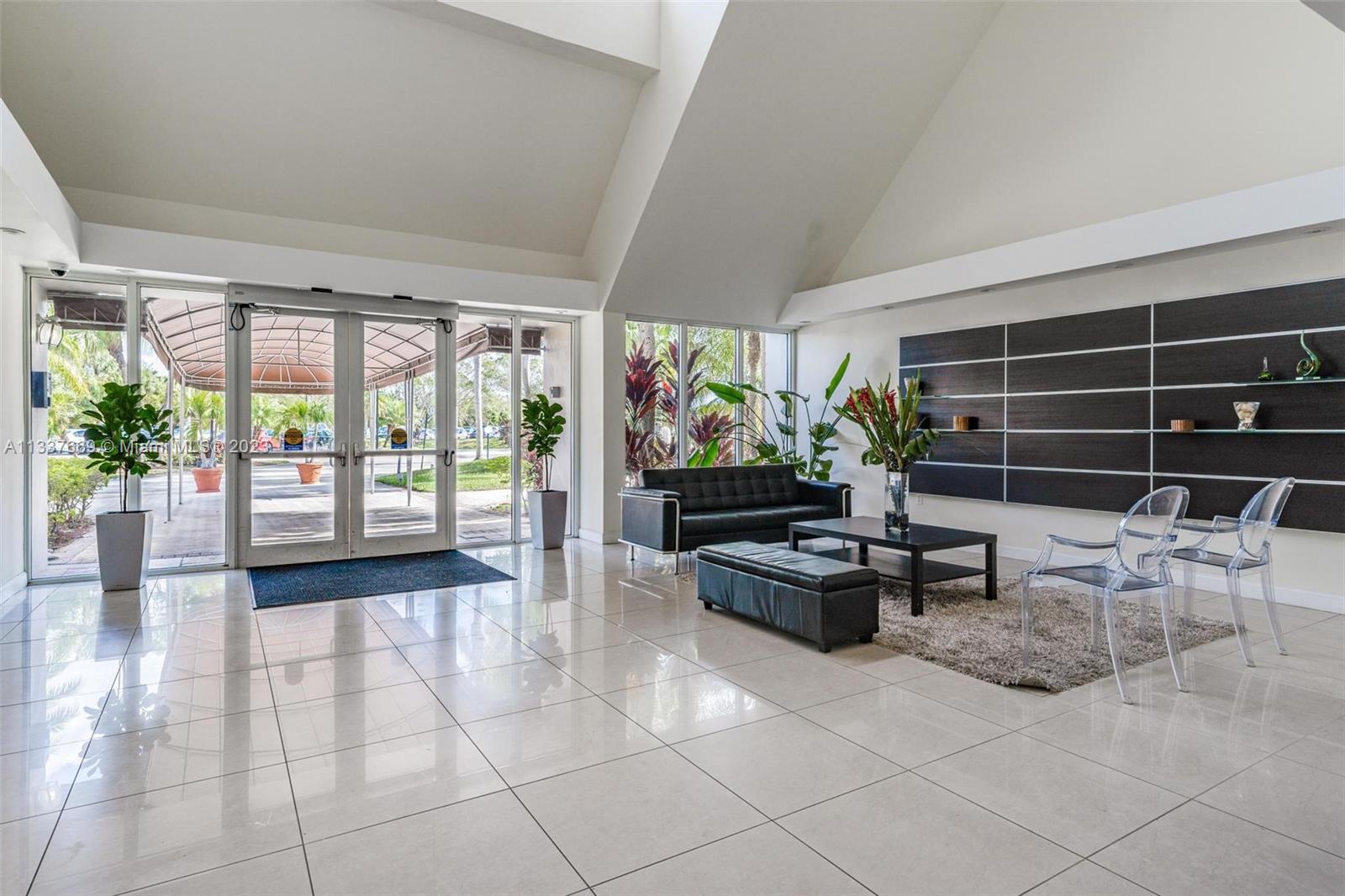 120 Lakeview Dr Unit: 119