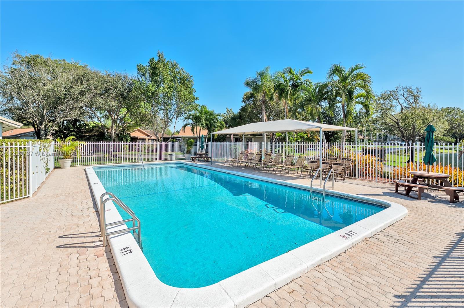 2152 Nova Village Dr