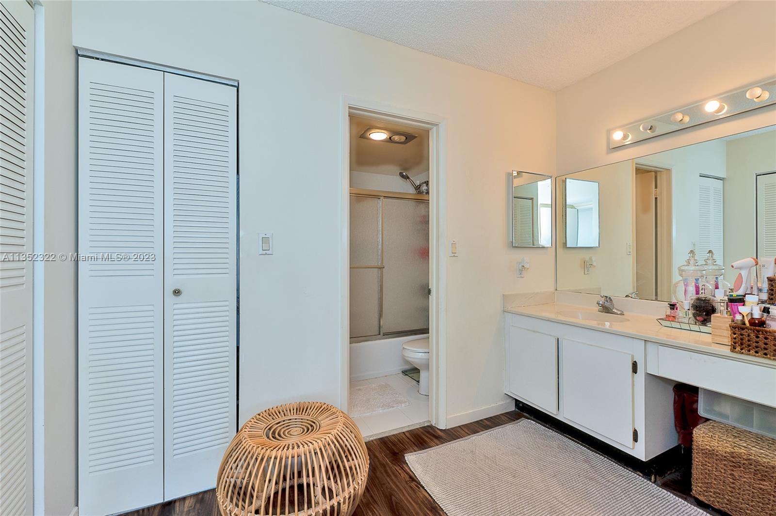 20515 E Country Club Dr Unit: 744