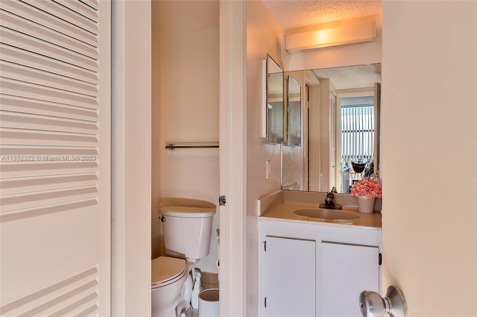20515 E Country Club Dr Unit: 744