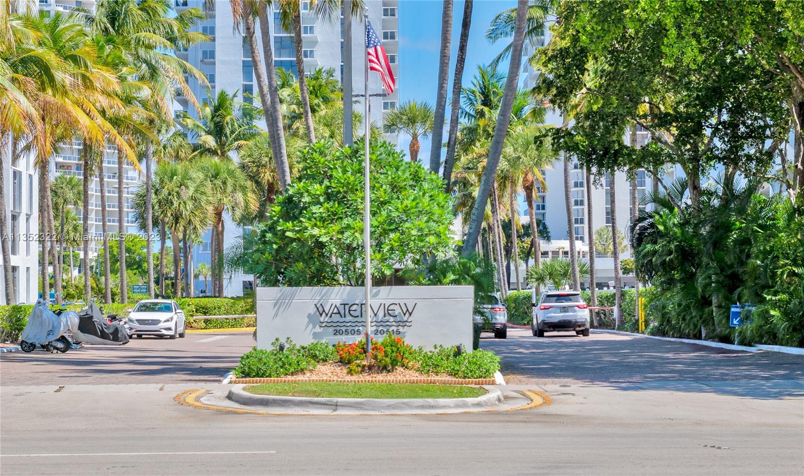 20515 E Country Club Dr Unit: 744