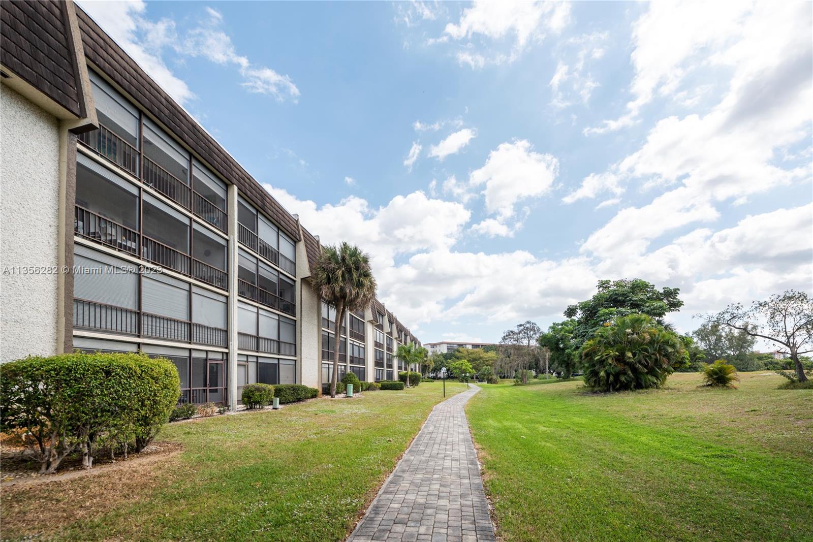 6020 NW 44th St Unit: 311