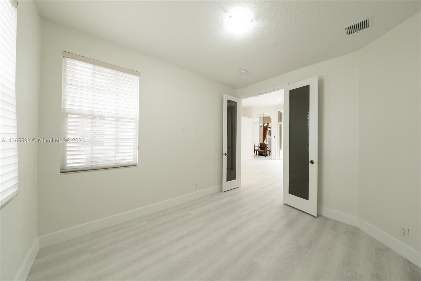 18540 SW 39th Ct Unit: 0