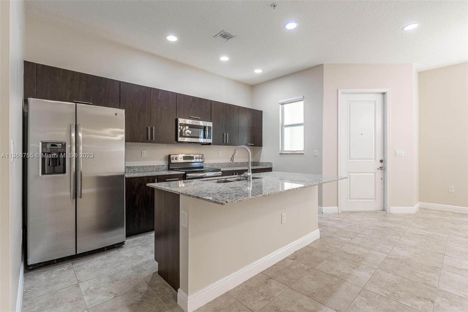 12426 NW 17th Ct Unit: 12426