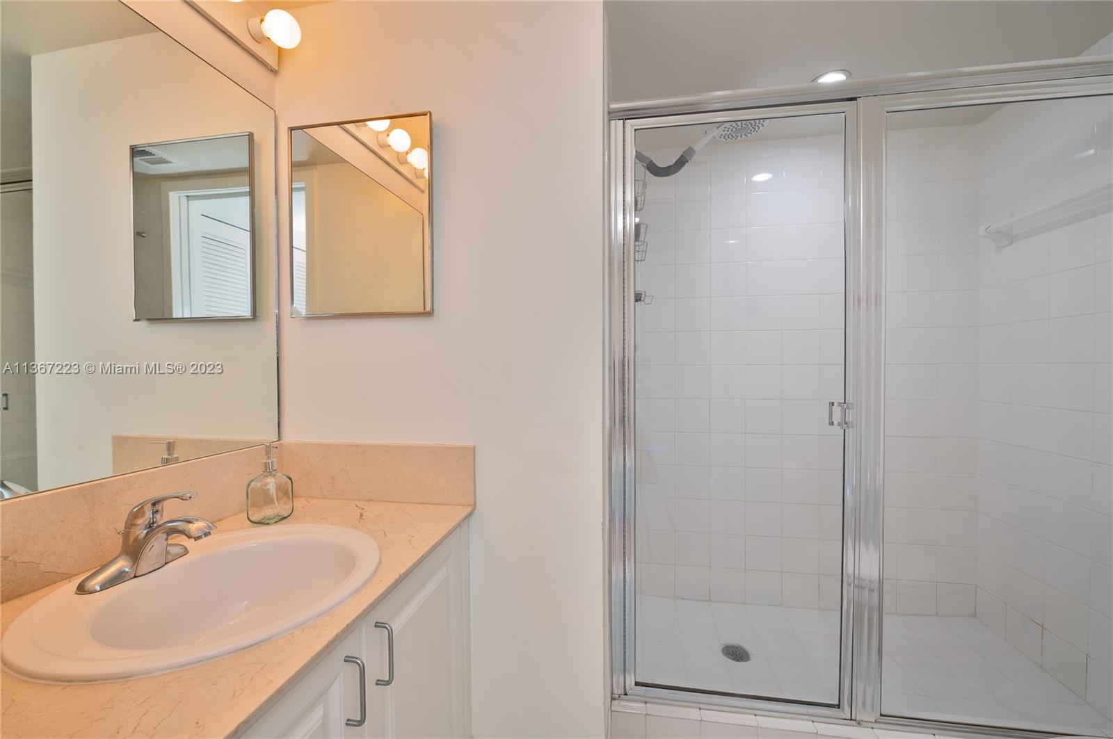 90 Alton Rd Unit: 809