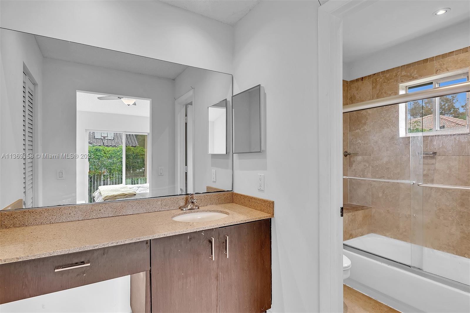 4333 Magnolia Ridge Dr