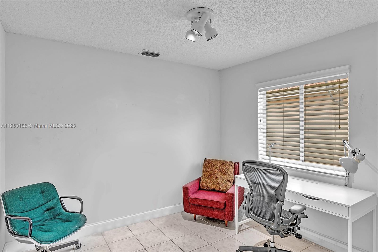 4333 Magnolia Ridge Dr