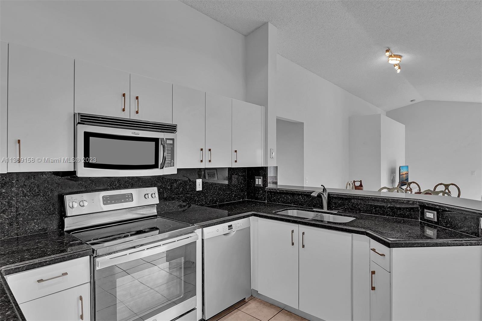 4333 Magnolia Ridge Dr