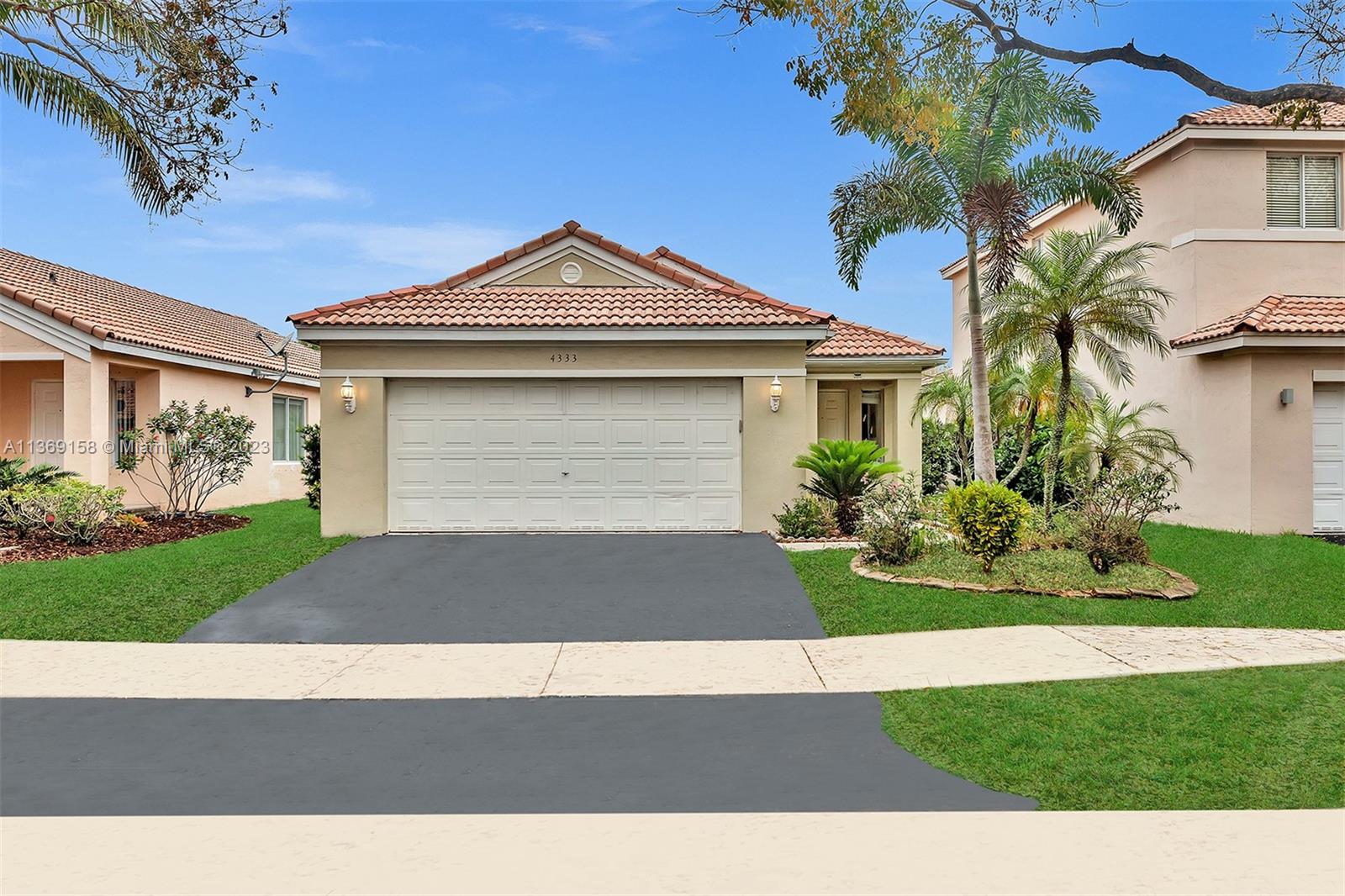 4333 Magnolia Ridge Dr