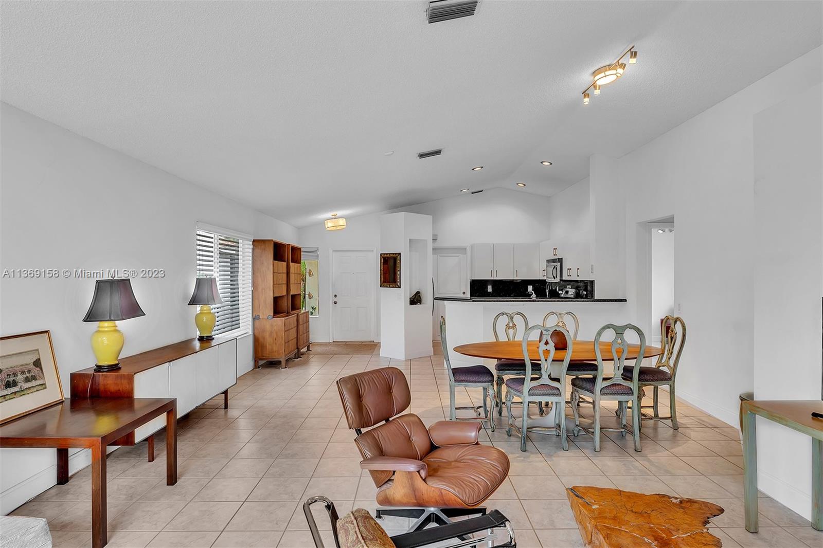 4333 Magnolia Ridge Dr