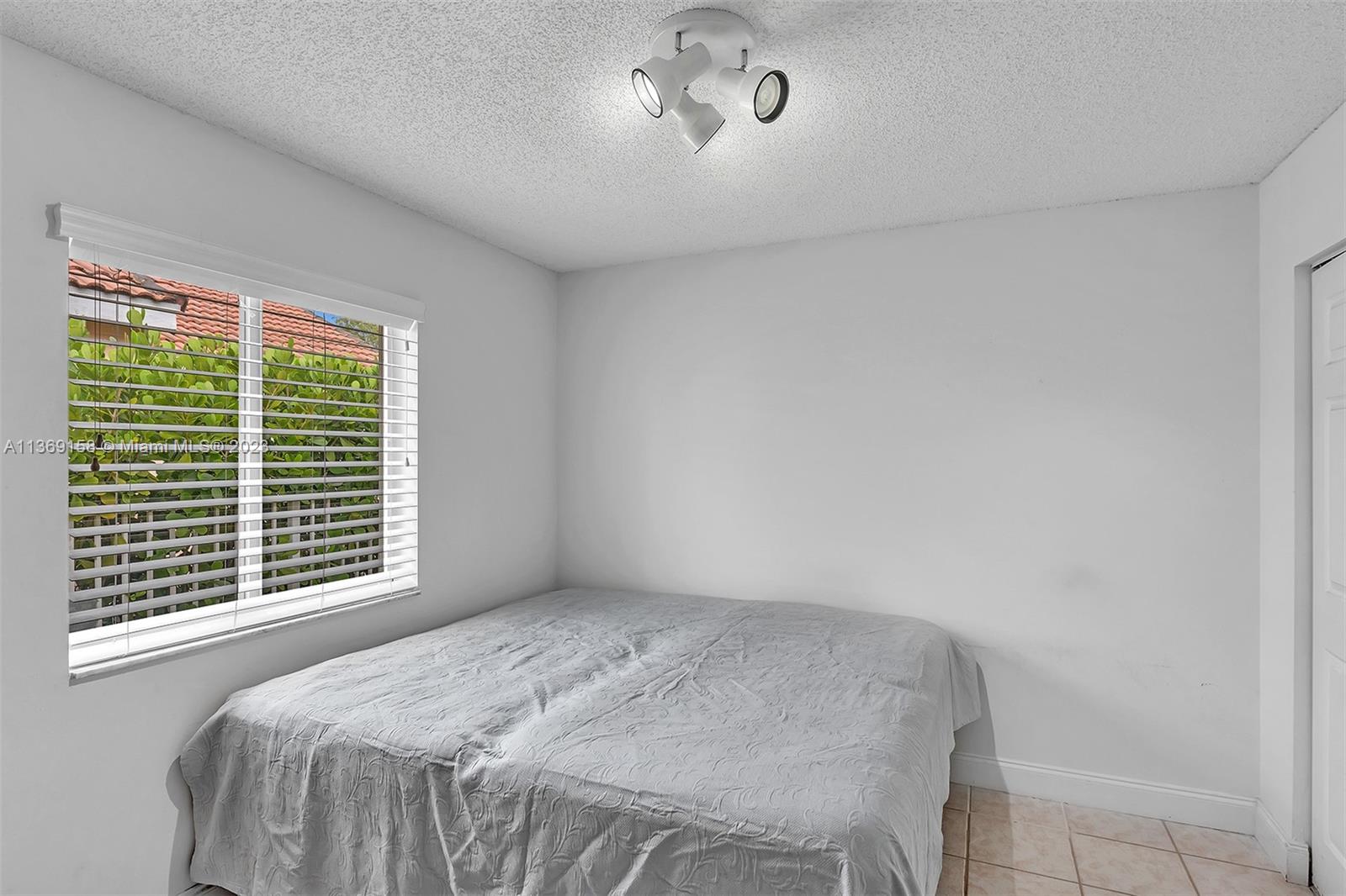 4333 Magnolia Ridge Dr