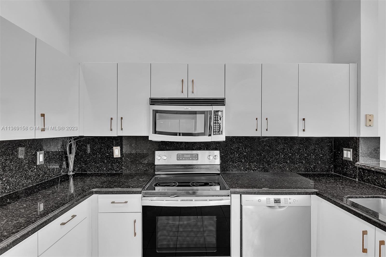 4333 Magnolia Ridge Dr