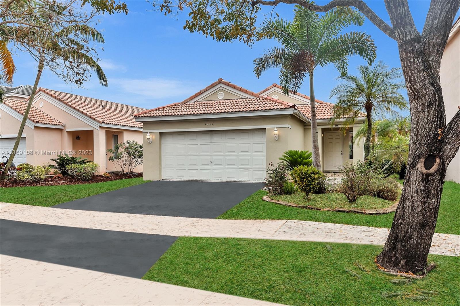 4333 Magnolia Ridge Dr