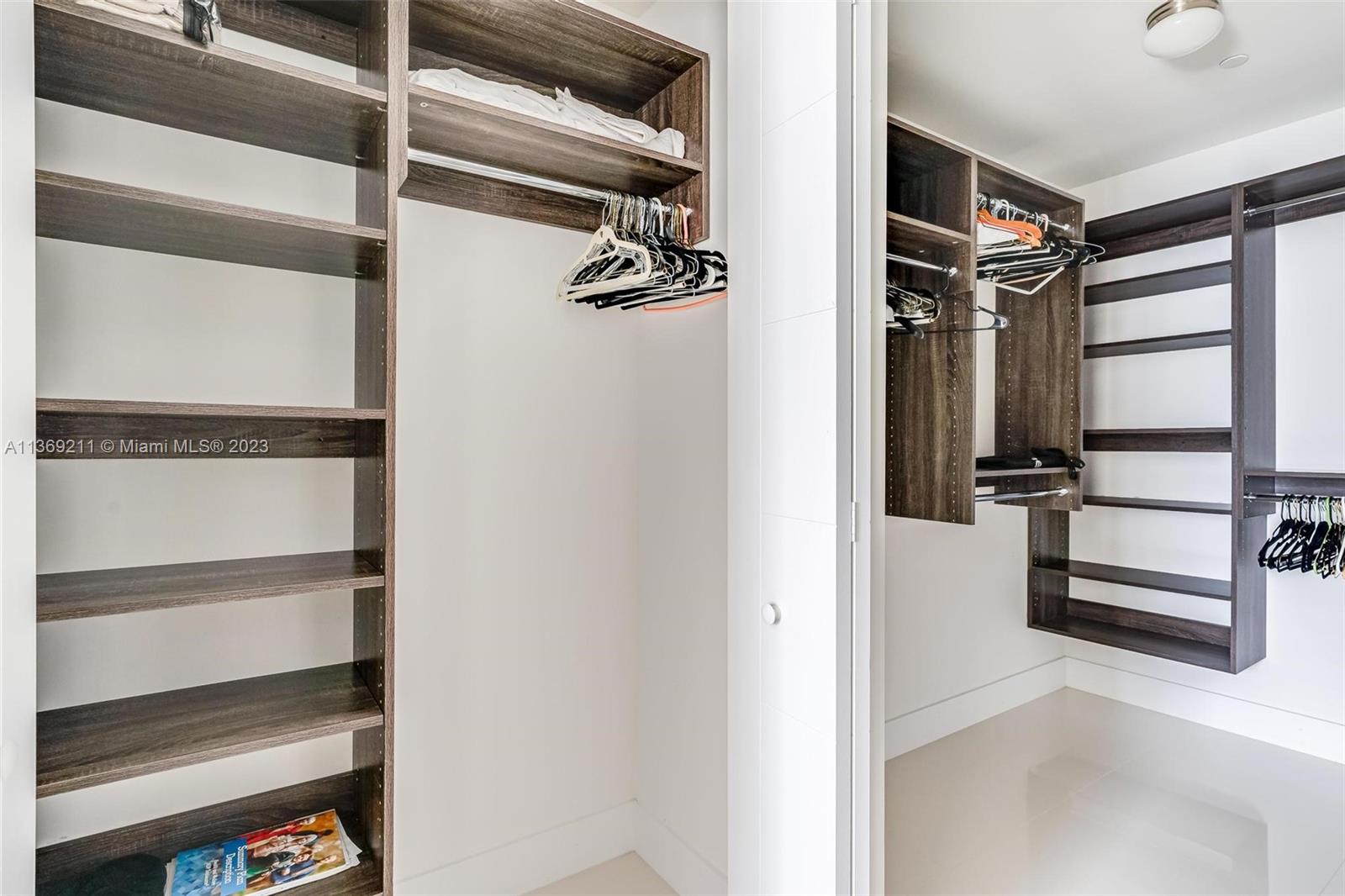 2960 NE 207th St Unit: 803