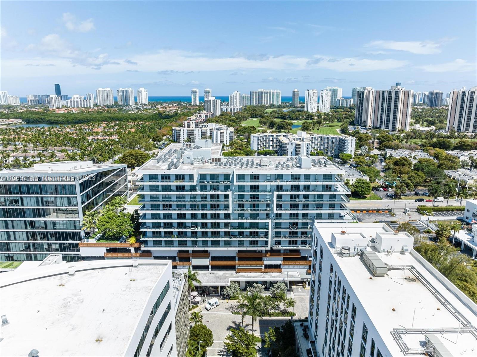 2960 NE 207th St Unit: 803