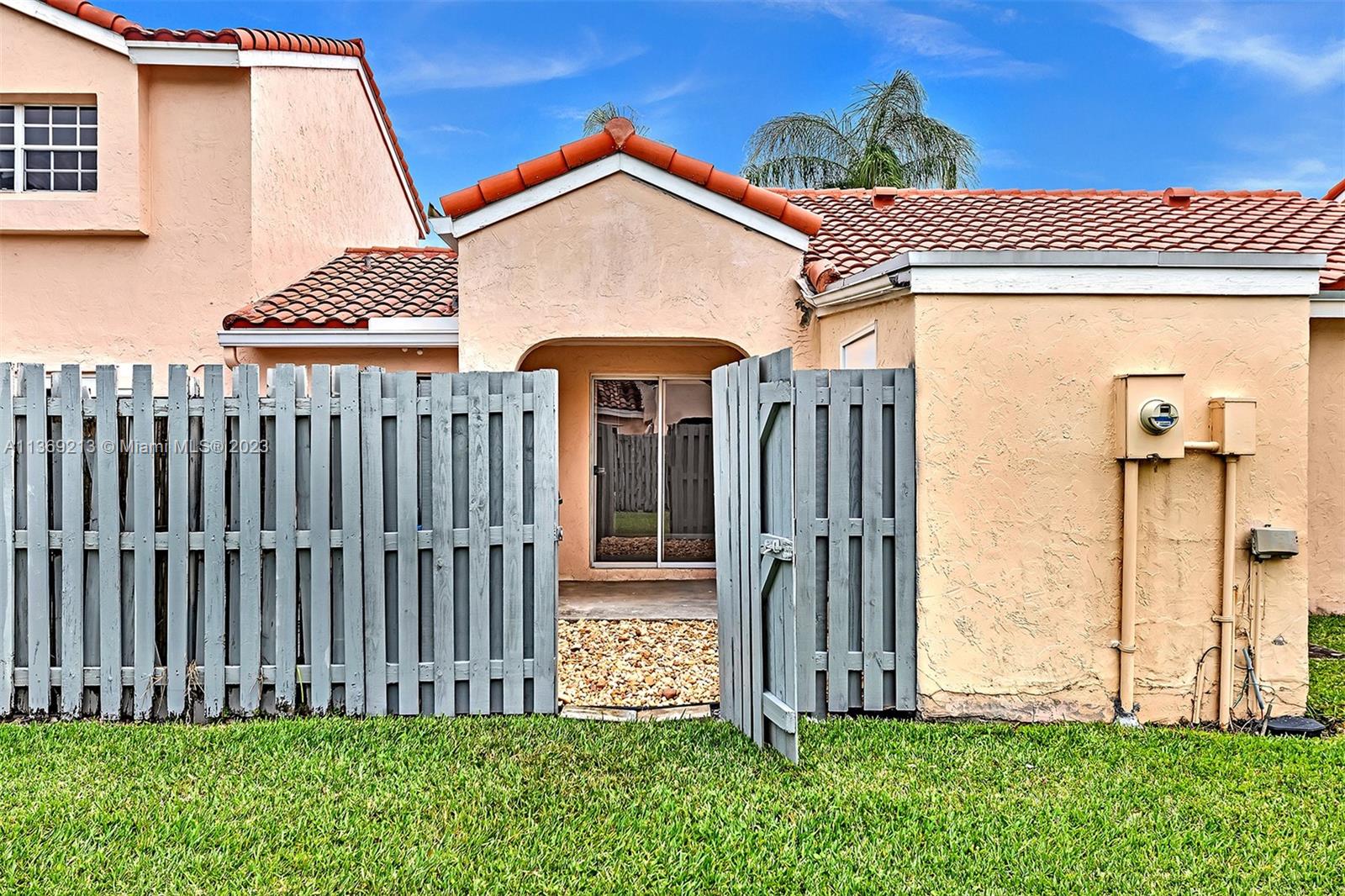 1439 Springside Dr Unit: 1439