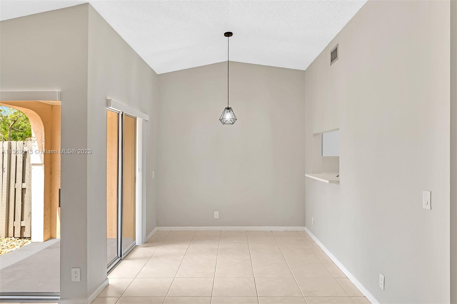 1439 Springside Dr Unit: 1439
