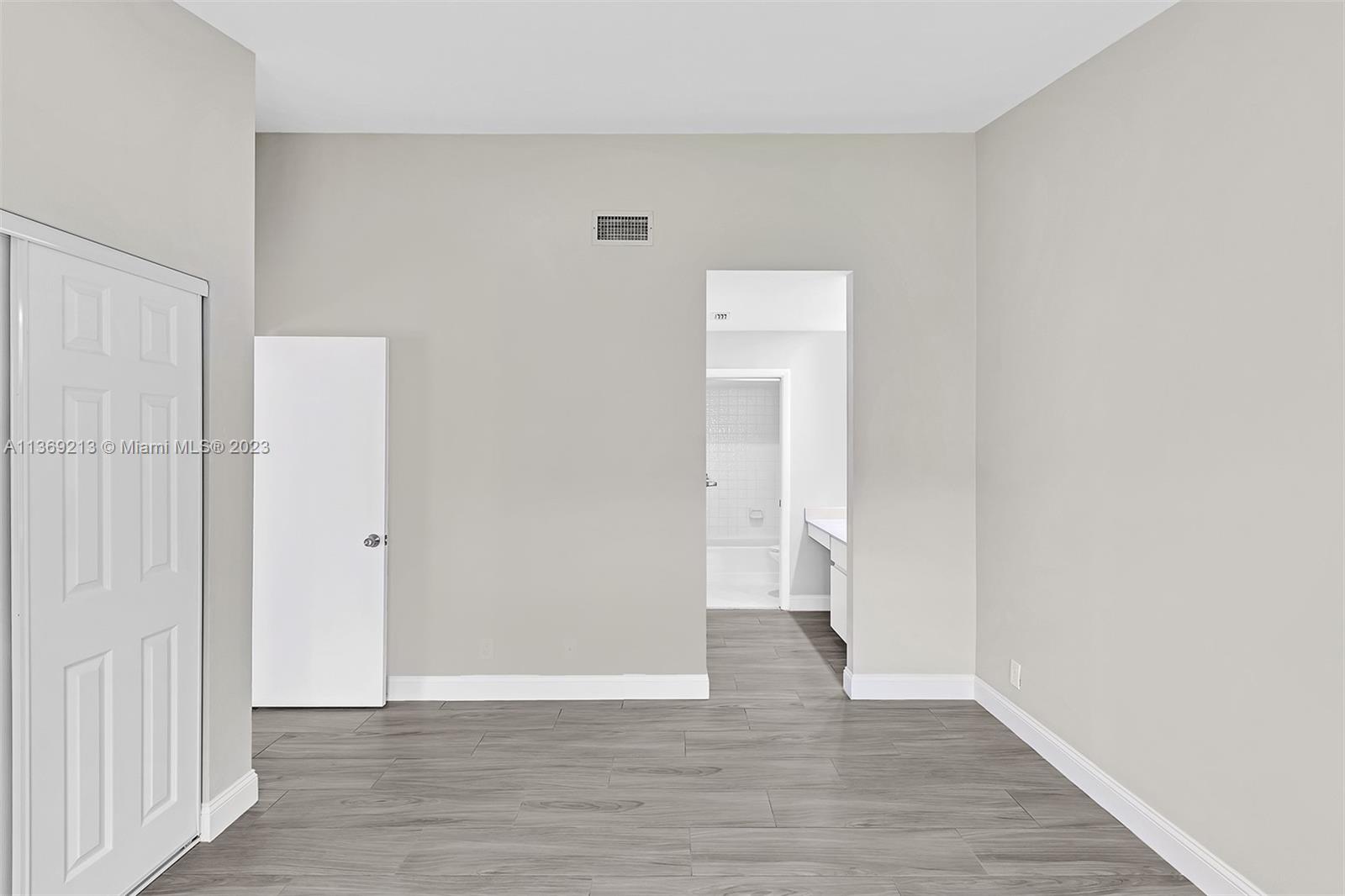 1439 Springside Dr Unit: 1439