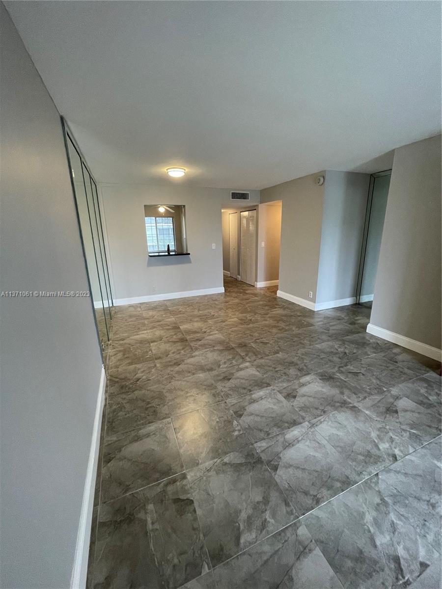 7980 NW 50th St Unit: 209