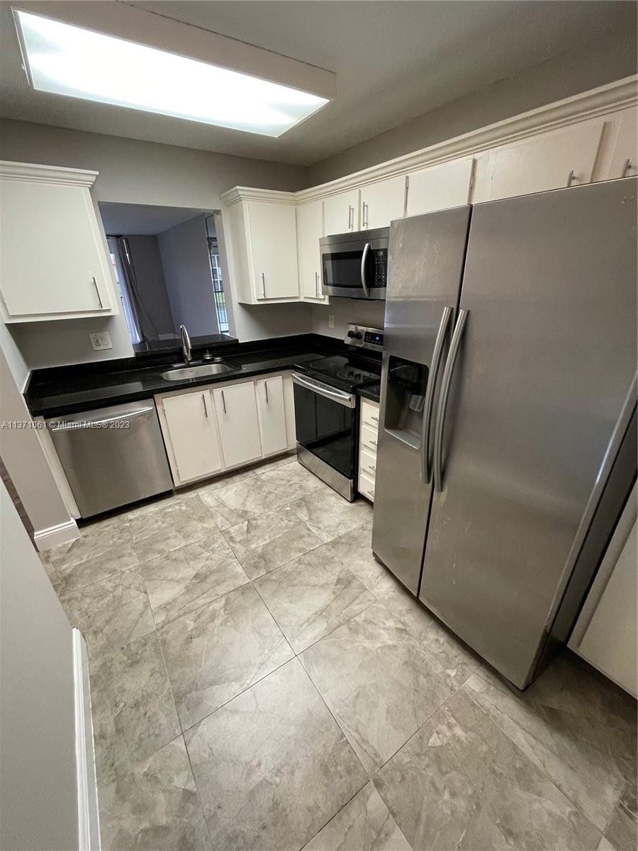 7980 NW 50th St Unit: 209