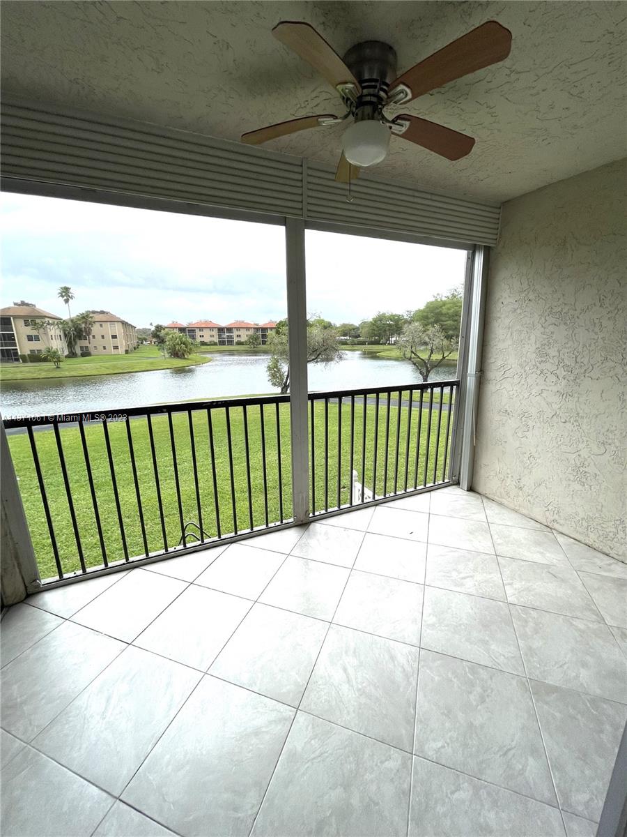 7980 NW 50th St Unit: 209