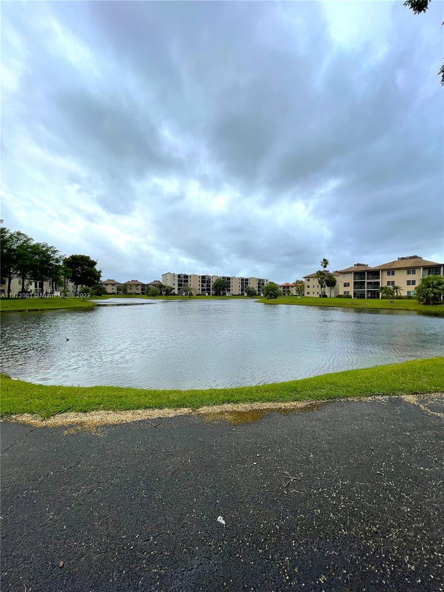 7980 NW 50th St Unit: 209