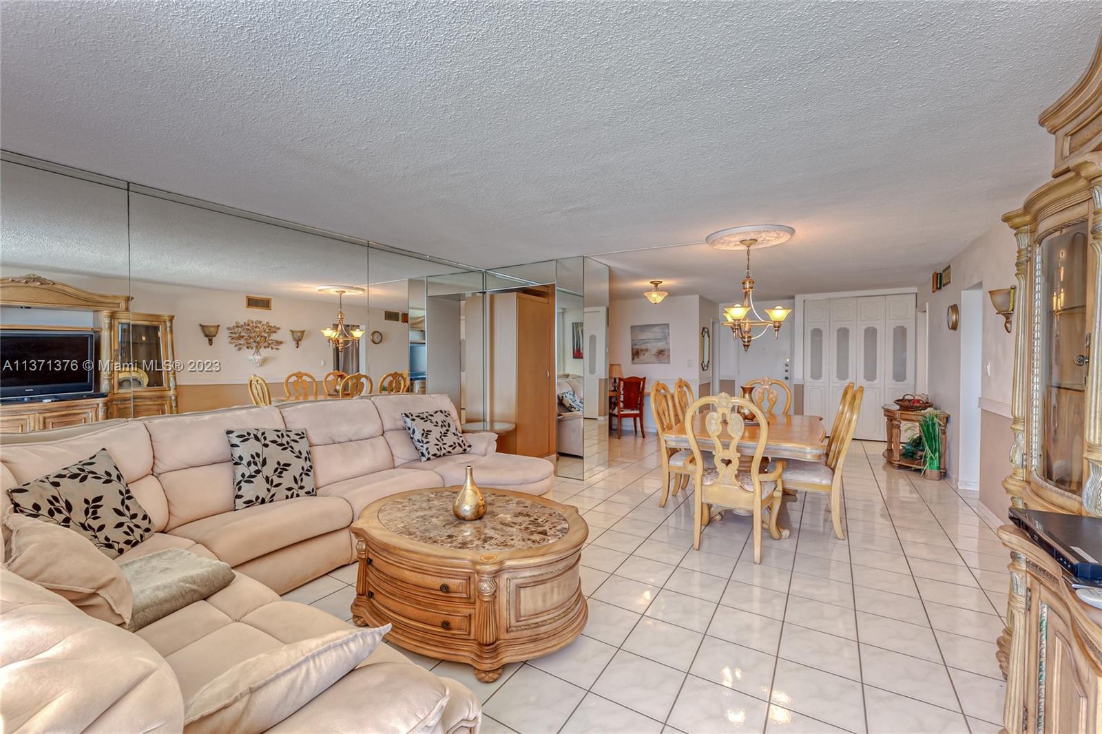 801 S Ocean Dr Unit: 803