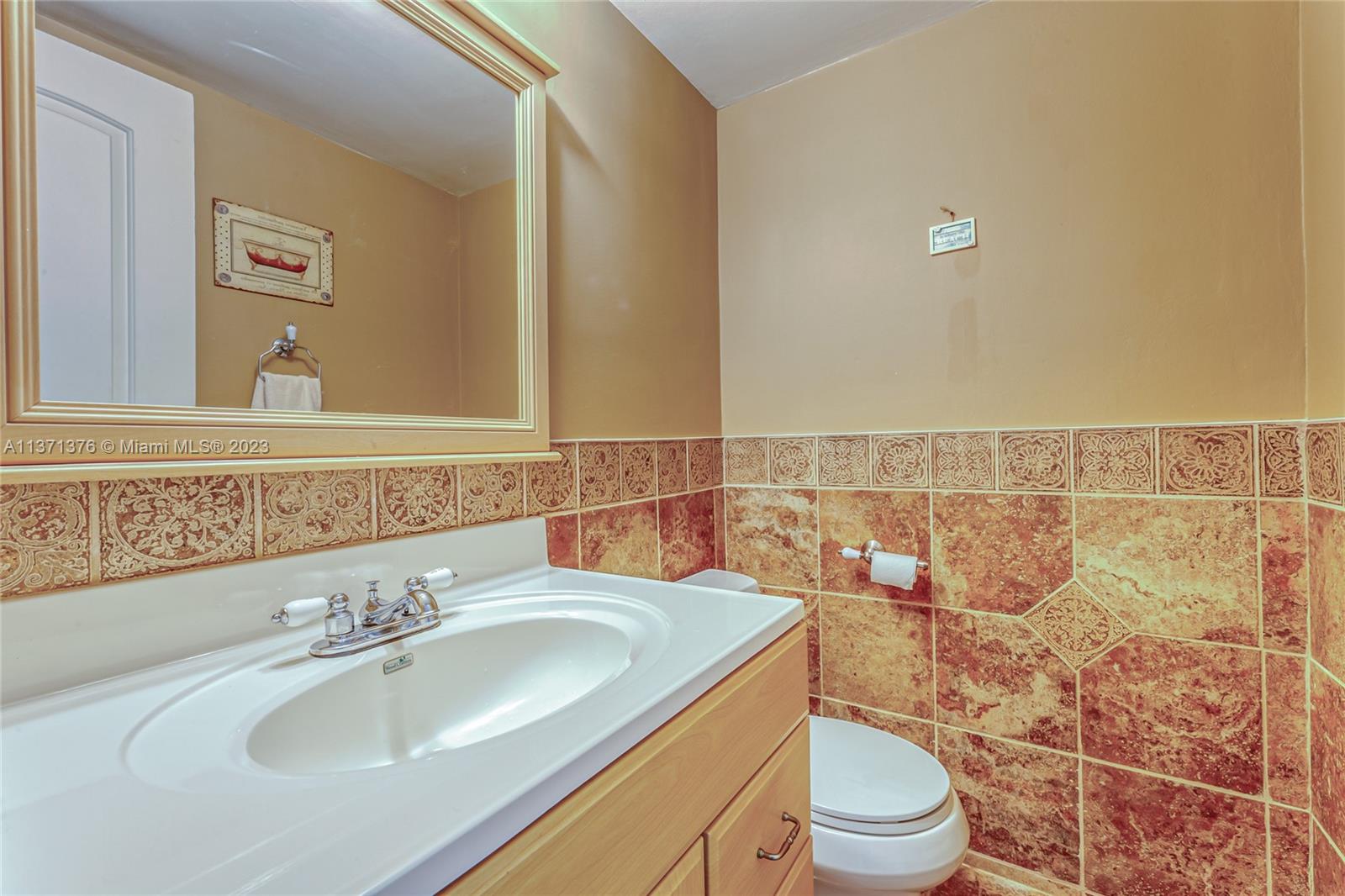 801 S Ocean Dr Unit: 803