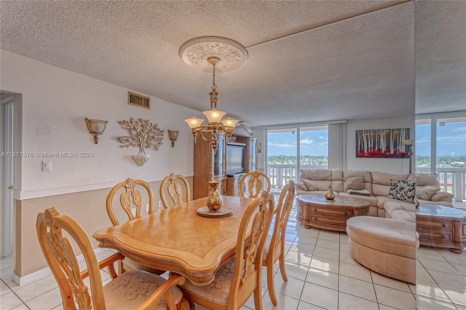 801 S Ocean Dr Unit: 803