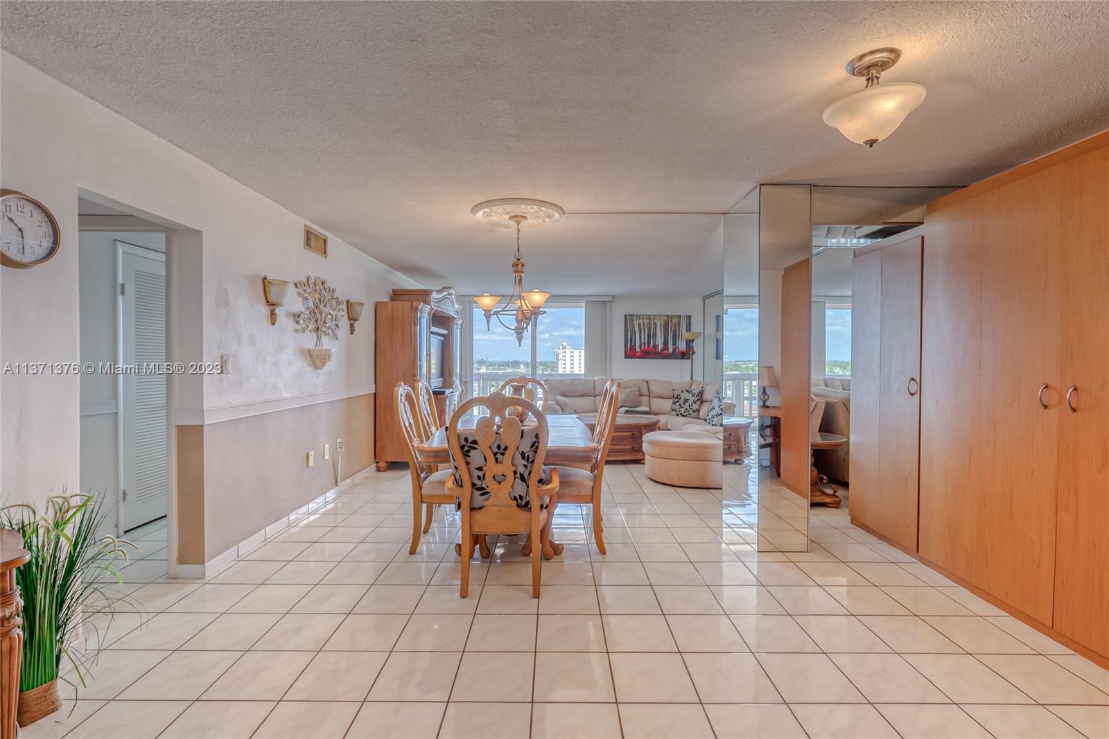 801 S Ocean Dr Unit: 803