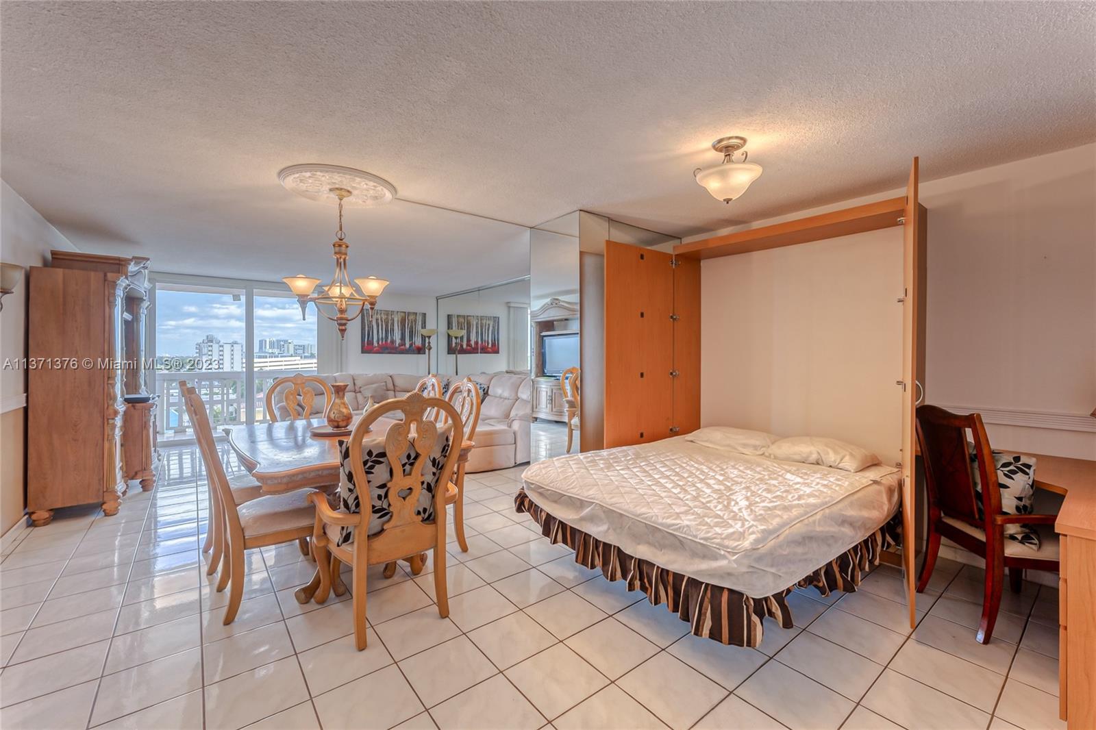 801 S Ocean Dr Unit: 803