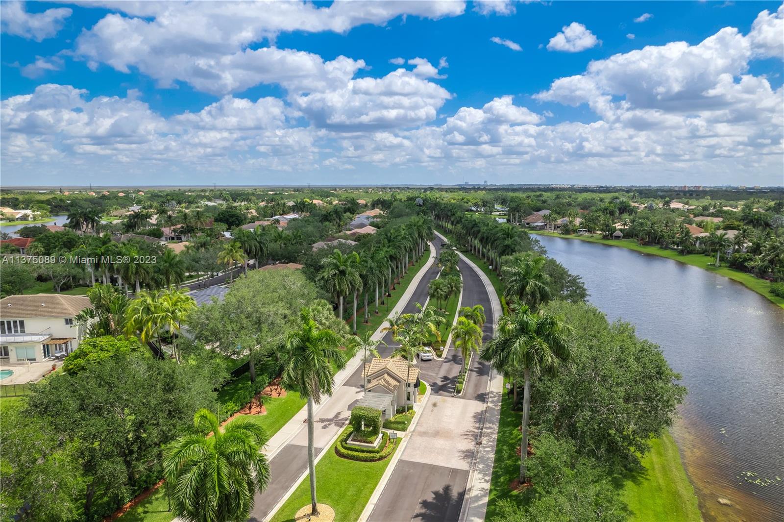 244 Landings Blvd