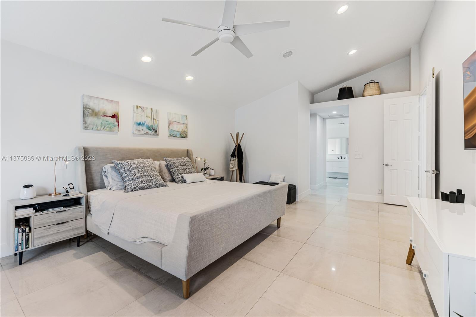 244 Landings Blvd